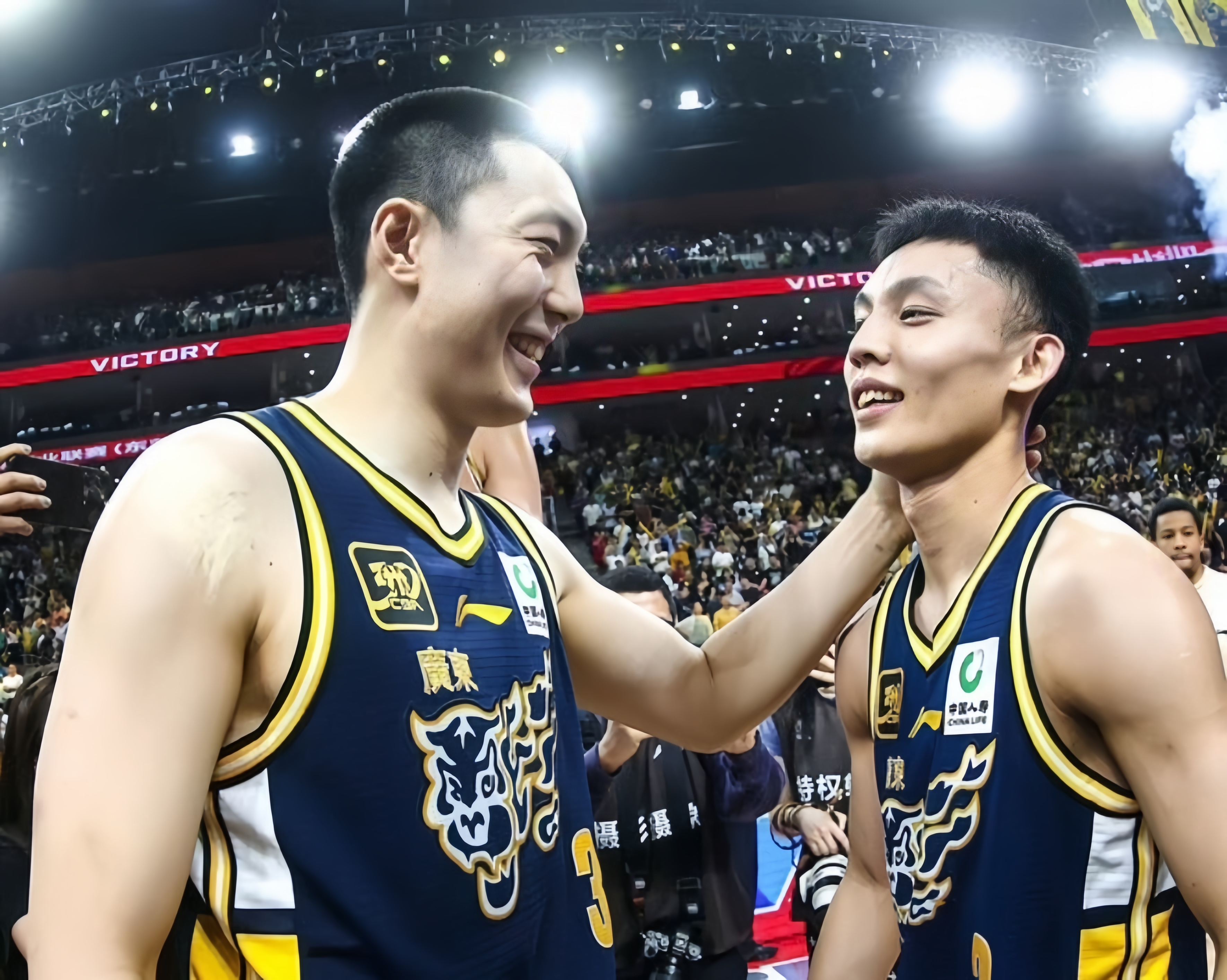 爱游戏官网-巴塞罗那内部沟通备战NBA季后赛广厦男篮围绕CBA常规赛刷新队史纪录，这操作让人直呼：俄克拉荷马雷霆迎欧篮联关键赛